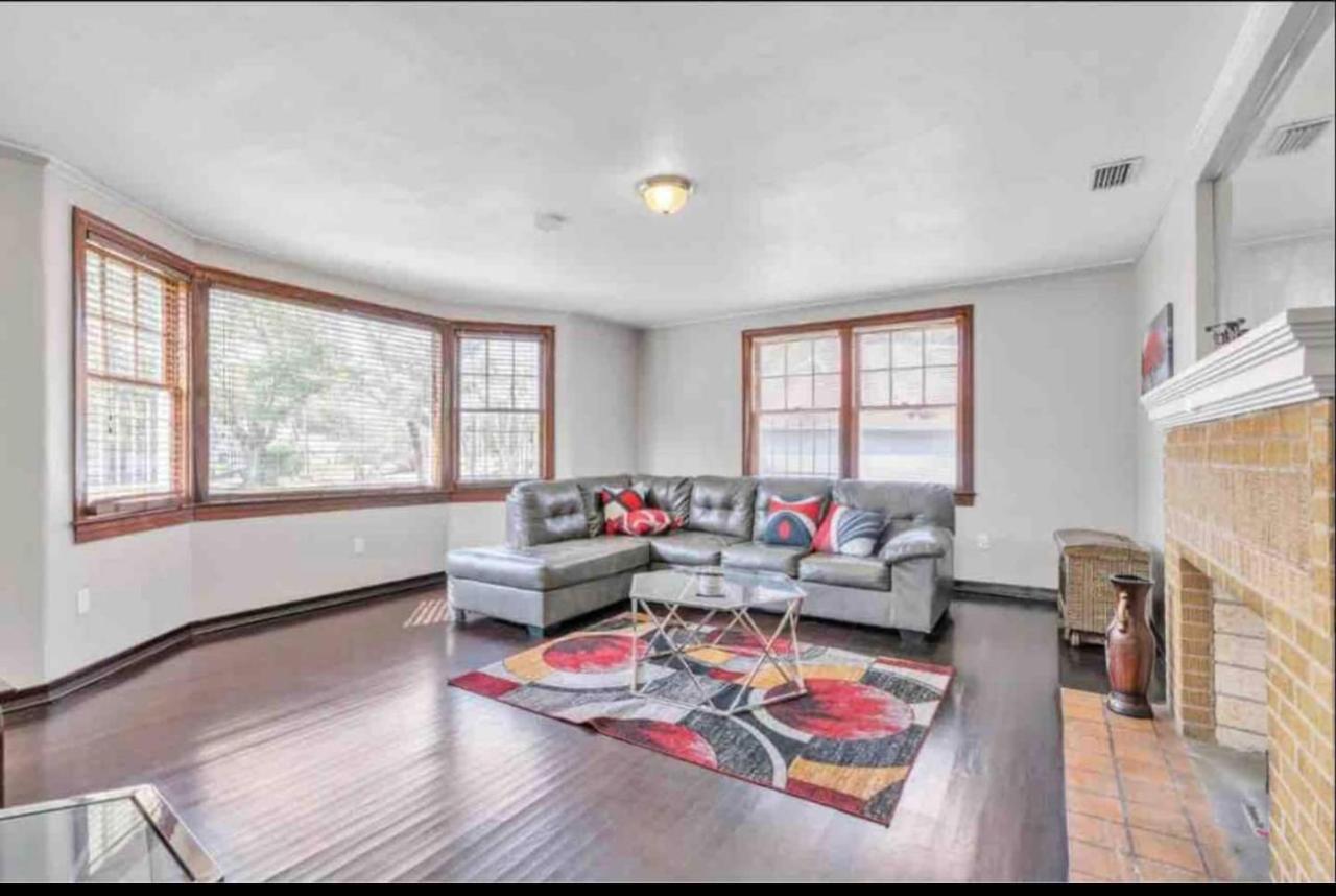 Comfy Pet Friendly Home In Jacksonville Mins To Downtown'S Exterior foto